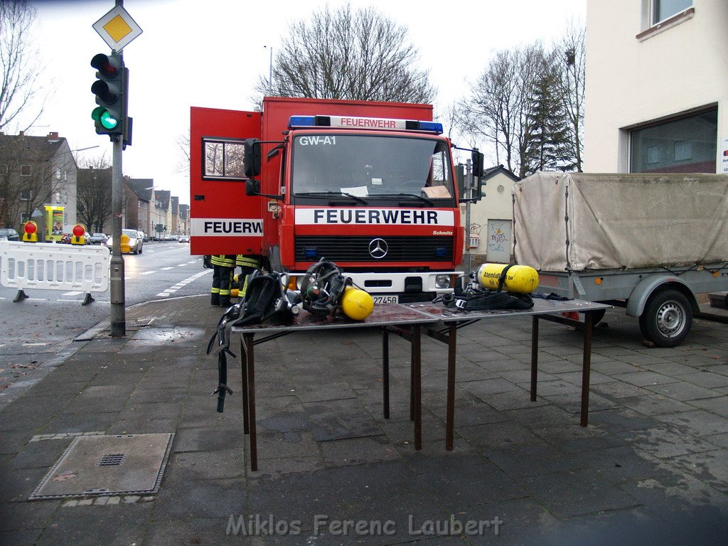 Brand Koeln Dellbrueck Bergisch Gladbacherstr   P425.JPG
